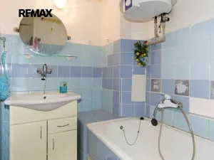 Pronájem bytu 2+kk, Praha - Nusle, Kloboučnická, 47 m2