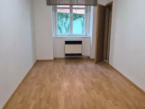 Pronájem bytu 2+1, Praha - Holešovice, V háji, 51 m2