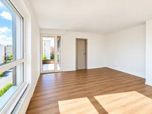 Pronájem bytu 2+kk, Praha - Černý Most, Arnošta Valenty, 51 m2