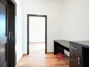 Prodej bytu 1+kk, Praha - Suchdol, Suchdolské náměstí, 19 m2
