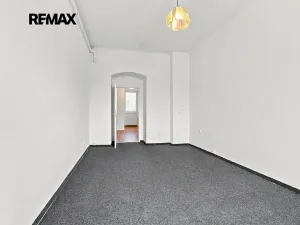 Pronájem bytu 1+1, Plzeň, Skvrňanská, 50 m2