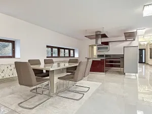 Prodej vily, Praha, 680 m2