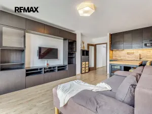 Prodej bytu 3+kk, Hýskov, U Statku, 74 m2
