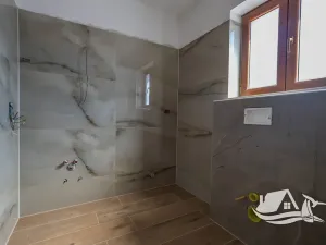 Prodej vily, Kovači, Kaštelir-Labinci, Chorvatsko, 168 m2