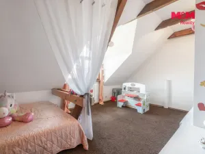 Prodej rodinného domu, Hovorany, 262 m2