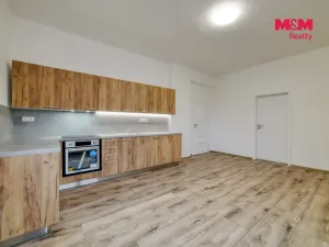 Prodej činžovního domu, Luby, Revoluční, 218 m2