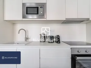 Pronájem bytu 2+kk, Praha - Vinohrady, Sázavská, 41 m2