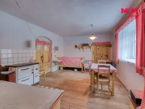 Prodej zemědělské usedlosti, Chocenice, 350 m2