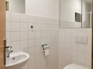 Pronájem kanceláře, Vestec, Vídeňská, 100 m2