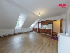 Prodej činžovního domu, Karlovy Vary, Plzeňská, 565 m2