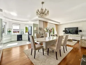 Prodej rodinného domu, Kly, 323 m2
