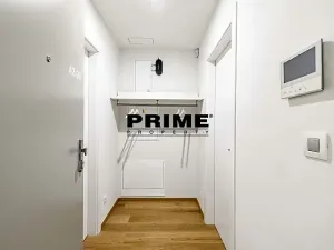 Pronájem bytu 2+kk, Praha - Smíchov, Holečkova, 76 m2