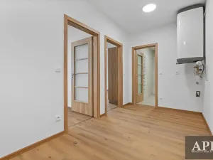 Pronájem bytu 2+1, Strážnice, náměstí Svobody, 58 m2