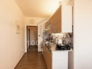 Pronájem bytu 2+1, Hradec Králové, Urxova, 64 m2