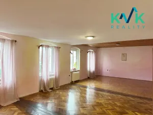 Prodej komerčního pozemku, Karlovy Vary, Studentská, 427 m2