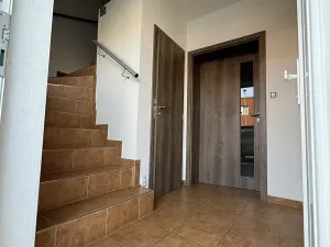 Pronájem bytu 3+kk, Vochov, 63 m2