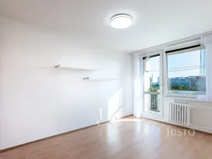 Pronájem bytu 3+kk, Praha - Petrovice, Rezlerova, 63 m2