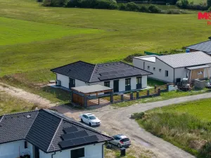 Prodej rodinného domu, Bělušice, 112 m2
