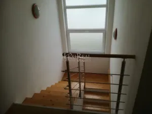 Pronájem rodinného domu, Praha - Letňany, Škarvadova, 154 m2
