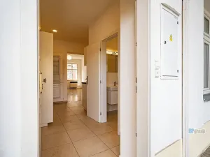 Pronájem bytu 1+1, Praha - Žižkov, Štítného, 39 m2