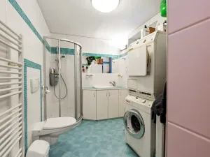 Prodej rodinného domu, Praha - Kyje, Sklenská, 200 m2