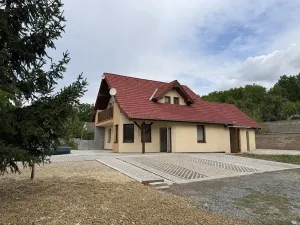 Prodej rodinného domu, Chržín, 166 m2