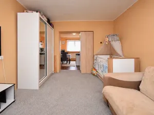 Prodej bytu 2+1, Chvaletice, Dukelská, 54 m2