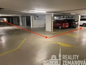 Pronájem garážového stání, Praha - Stodůlky, Petržílkova, 23 m2