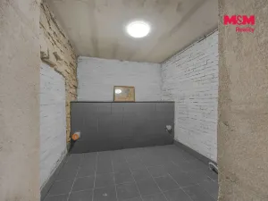 Prodej komerční nemovitosti, Praha, Seifertova, 110 m2