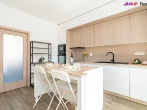 Pronájem bytu 2+1, Brno, Minská, 73 m2