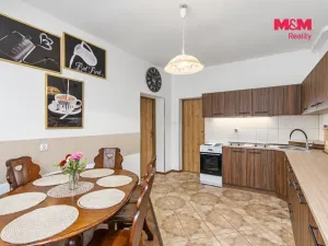 Prodej rodinného domu, Město Albrechtice - Linhartovy, 300 m2