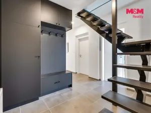 Prodej bytu 4+kk, Králův Dvůr - Levín, Na Lucberku, 141 m2