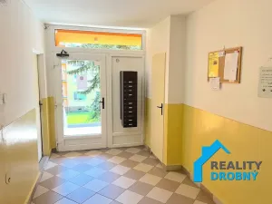 Pronájem bytu 1+kk, Děčín, Slovanská, 22 m2
