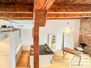 Prodej bytu 1+1, Praha, Bartoškova, 62 m2