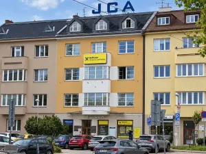 Pronájem kanceláře, Hradec Králové, Kollárova, 60 m2