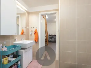 Pronájem bytu 2+kk, Dobřichovice, Za Mlýnem, 71 m2