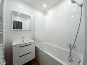Pronájem bytu 2+1, Ostrava, Vršovců, 50 m2