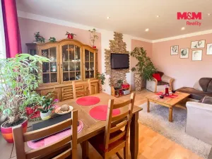 Prodej bytu 3+1, Chomutov, Svahová, 68 m2