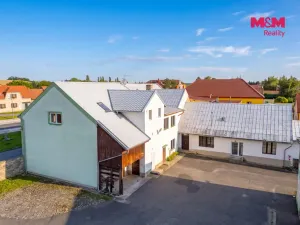 Pronájem obchodního prostoru, Křinec, Náměstí, 439 m2