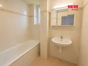Prodej bytu 2+1, Opava - Předměstí, Komenského, 78 m2