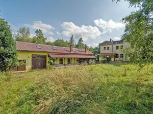 Dražba ubytování, Všechovice, 2500 m2