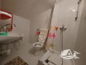 Prodej vícegeneračního domu, Njivice, Chorvatsko, 130 m2