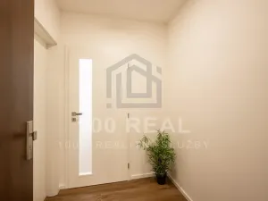 Pronájem bytu 2+kk, Pardubice, třída Míru, 44 m2
