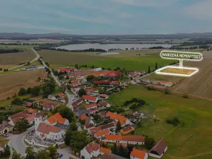Prodej komerčního pozemku, Pištín, 8217 m2