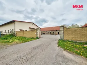 Pronájem výrobních prostor, Dubenec, 453 m2
