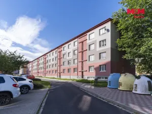 Prodej bytu 1+kk, Aš, Hlavní, 21 m2