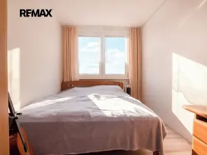 Prodej bytu 3+1, Praha - Řepy, Laudova, 74 m2