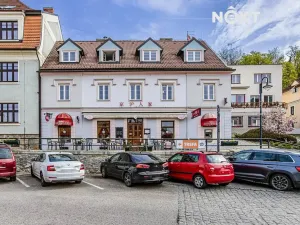 Prodej ubytování, Hluboká nad Vltavou, nám. Čsl. armády, 533 m2