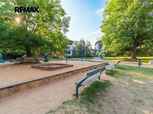 Prodej obchodního prostoru, Plzeň, Částkova, 388 m2