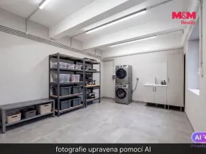 Prodej obchodního prostoru, Praha, Jugoslávských partyzánů, 16 m2